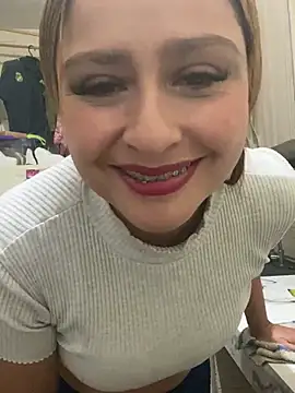 Snapshot of Keittly_ chatting on January 23, 1:08 am Keittly online show from January 23, 1:08 am