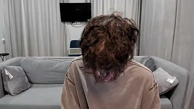 Im Shine Guy online show from December 13, 8:26 pm