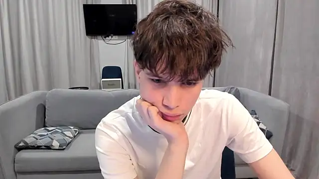 Im Shine Guy online show from December 7, 7:27 pm