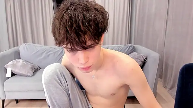 Im Shine Guy online show from December 19, 10:53 pm