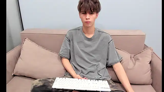 Im Shine Guy online show from October 23, 2:10 am