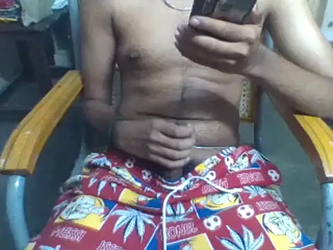 Snapshot of Suriyaa chatting on December 5, 4:06 pm Suriyaa online show from December 5, 4:06 pm