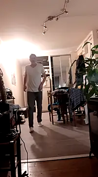 Snapshot of GayPourToi chatting on March 2, 10:23 pm GayPourToi online show from March 2, 10:23 pm