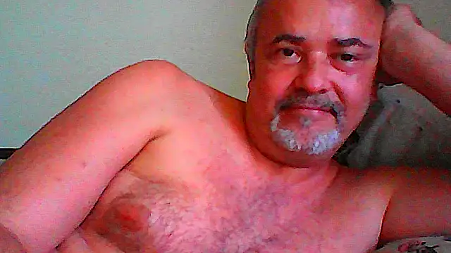 Snapshot of GayPourToi chatting on October 18, 3:58 pm GayPourToi online show from October 18, 3:58 pm