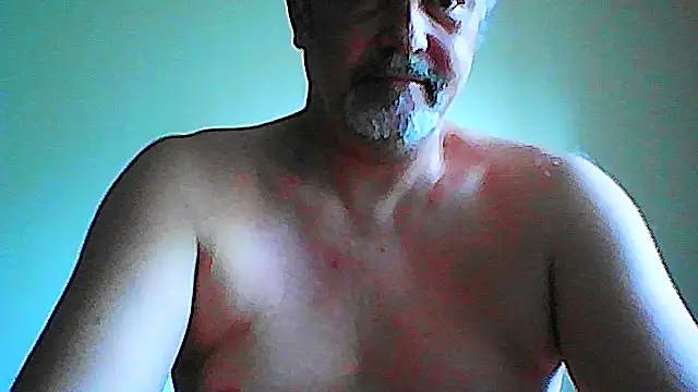 Snapshot of GayPourToi chatting on October 21, 9:09 am GayPourToi online show from October 21, 9:09 am