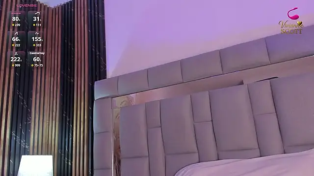 vivianne scott online show from March 27, 2:18 pm