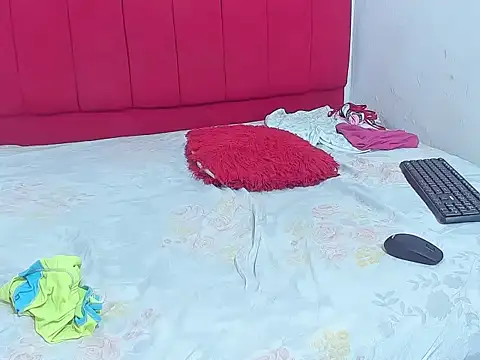 Snapshot of Lunaynick chatting on March 13, 2:05 am Lunaynick online show from March 13, 2:05 am