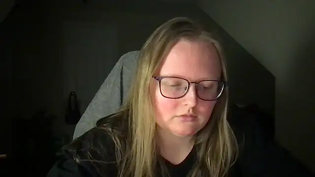 lexie lilacs online show from January 25, 11:54 pm
