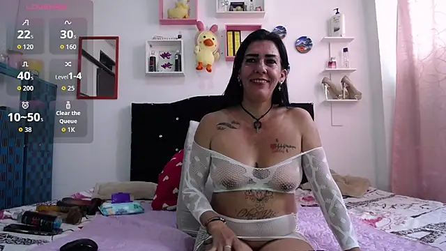 Snapshot of la_gatabk_ chatting on December 14, 6:35 pm la gatabk online show from December 14, 6:35 pm