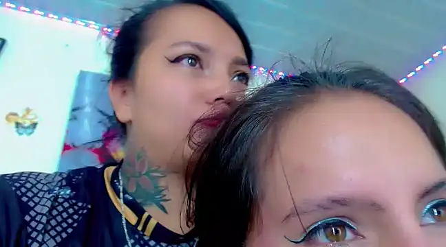 Sharon et Khloe12 online show from December 6, 11:52 pm