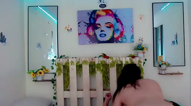 Sharon et Khloe12 online show from December 4, 3:53 am