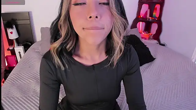 AndreaVelasco online show from February 26, 8:42 pm