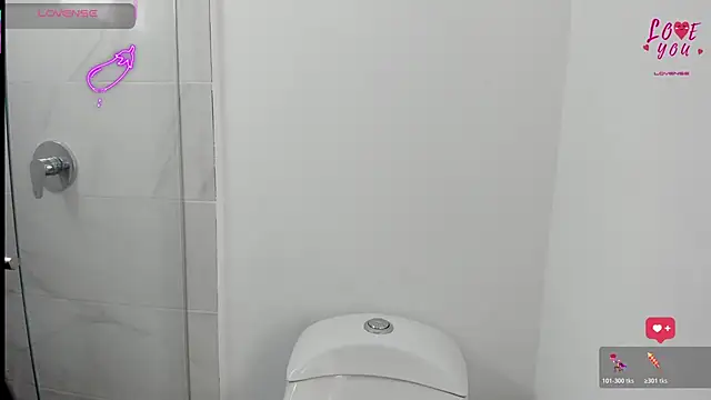 AndreaVelasco online show from March 2, 7:54 pm