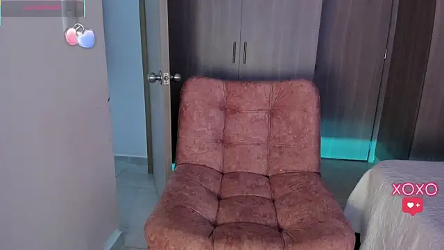 AndreaVelasco online show from January 8, 3:07 pm