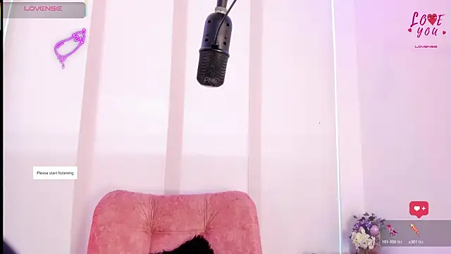 AndreaVelasco online show from April 14, 5:07 pm