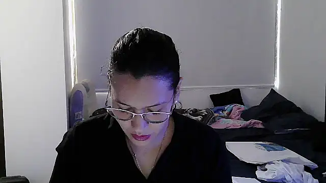 luxandracon23 online show from October 8, 5:46 pm