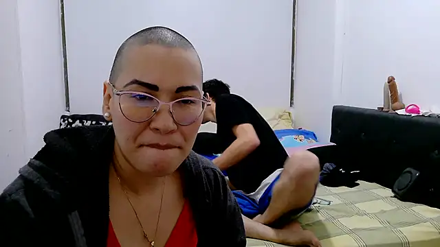 luxandracon23 online show from November 21, 3:16 am