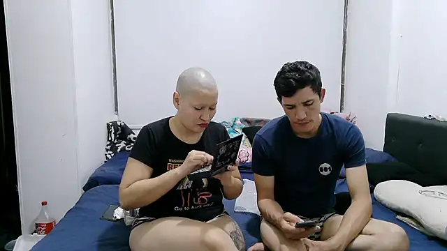 luxandracon23 online show from November 12, 4:49 am