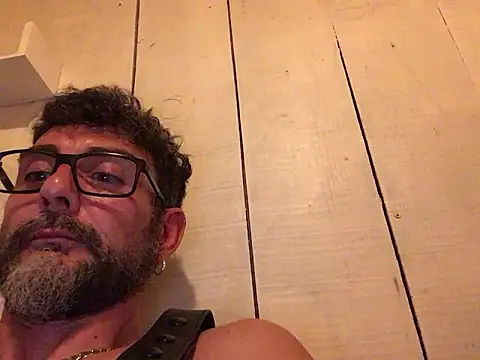 trebord77 online show from February 3, 4:54 am