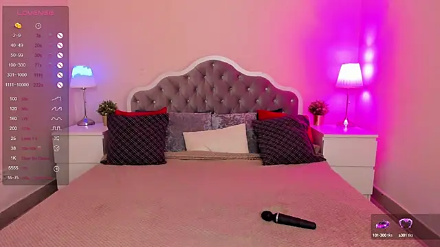 Snapshot of Aria_Blisss chatting on September 25, 1:00 am Aria Blisss online show from September 25, 1:00 am
