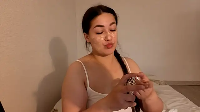 Aria Blisss online show from May 29, 3:01 am