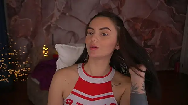 Snapshot of MilashaLovely chatting on March 18, 5:01 pm MilashaLovely online show from March 18, 5:01 pm