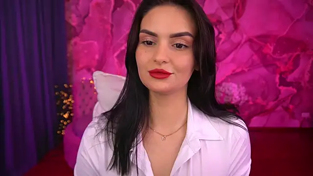 Snapshot of MilashaLovely chatting on October 12, 8:10 pm MilashaLovely online show from October 12, 8:10 pm