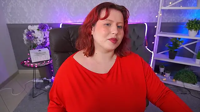 Snapshot of LiliyaMoon chatting on November 19, 2:28 pm LiliyaMoon online show from November 19, 2:28 pm