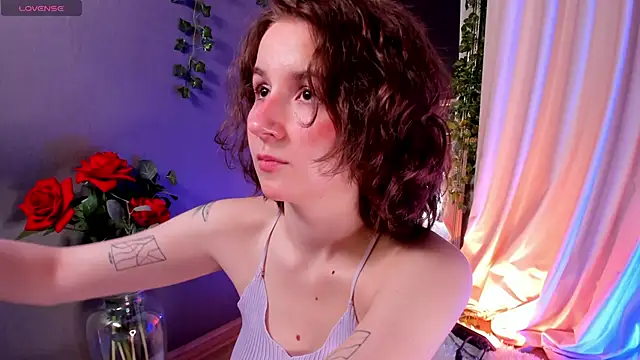 Snapshot of mind_game chatting on February 26, 5:35 am mind game online show from February 26, 5:35 am