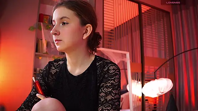 Snapshot of mind_game chatting on November 2, 6:40 am mind game online show from November 2, 6:40 am