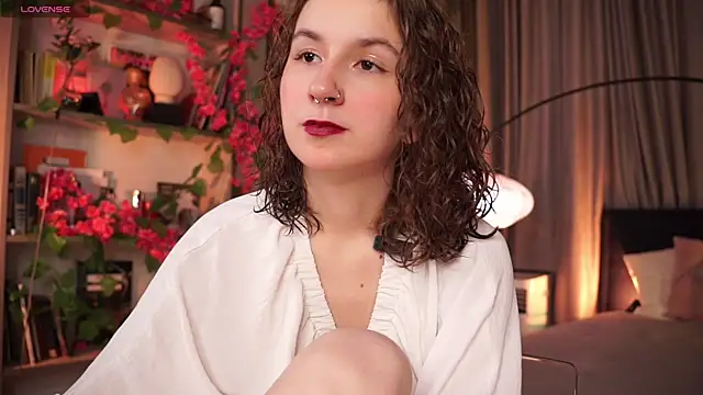 Snapshot of mind_game chatting on September 18, 6:49 am mind game online show from September 18, 6:49 am