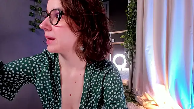 Snapshot of mind_game chatting on February 26, 9:12 am mind game online show from February 26, 9:12 am