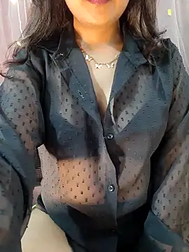 deslisexpriya online show from November 24, 6:19 pm