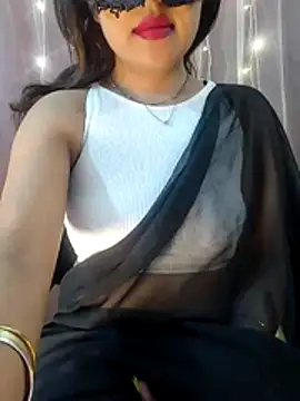 deslisexpriya online show from November 15, 5:44 am