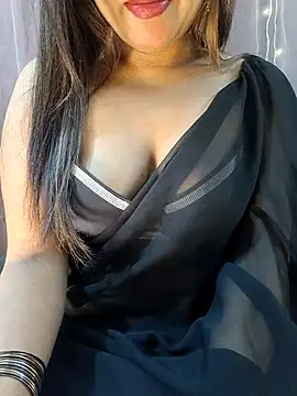 deslisexpriya online show from February 11, 1:49 am