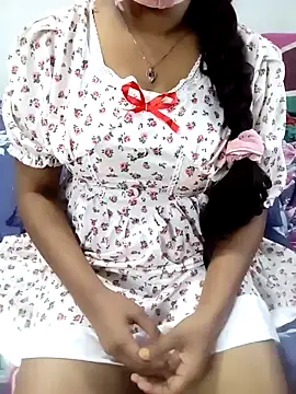 Snapshot of Thinaya chatting on January 13, 5:44 pm Thinaya online show from January 13, 5:44 pm