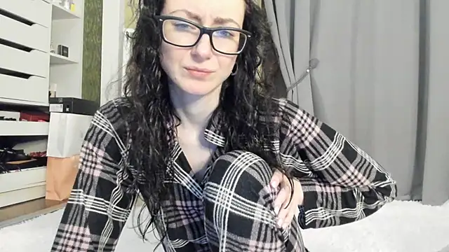 Baby Jewel online show from October 21, 11:09 am