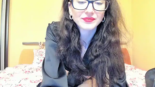 Baby Jewel online show from December 19, 11:45 am