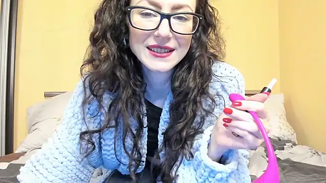 Baby Jewel online show from December 3, 11:09 am