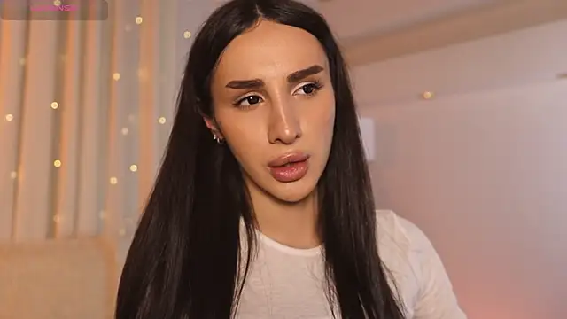 Snapshot of Kim_Oberlin_ chatting on November 25, 4:29 pm Kim Oberlin online show from November 25, 4:29 pm