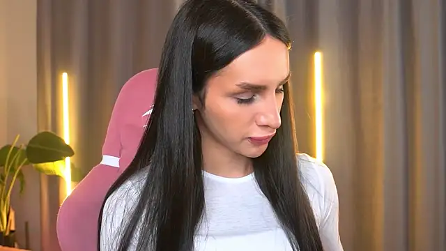 Snapshot of Kim_Oberlin_ chatting on November 14, 4:10 pm Kim Oberlin online show from November 14, 4:10 pm