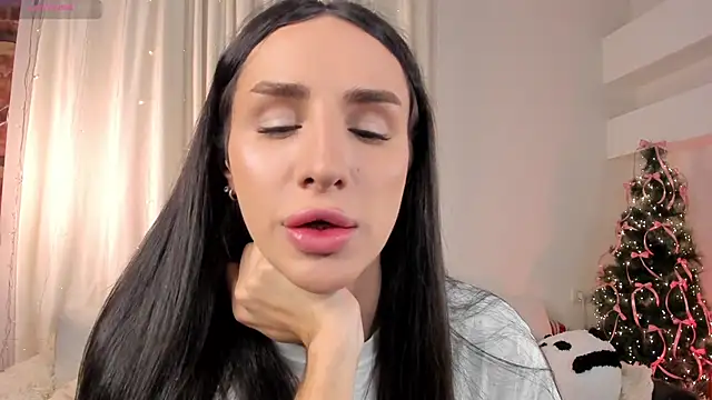 Snapshot of Kim_Oberlin_ chatting on December 20, 11:24 am Kim Oberlin online show from December 20, 11:24 am