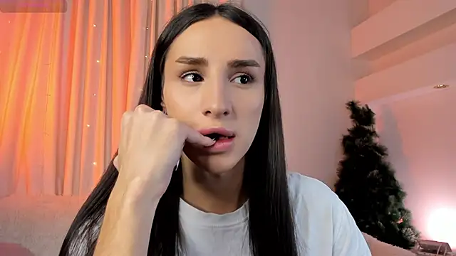 Snapshot of Kim_Oberlin_ chatting on December 14, 5:57 am Kim Oberlin online show from December 14, 5:57 am