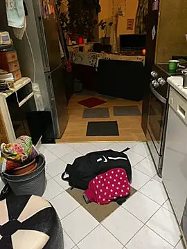 Snapshot of Gilgamesch1704 chatting on March 19, 8:11 pm Gilgamesch1704 online show from March 19, 8:11 pm