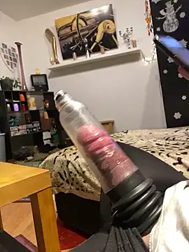 Snapshot of Gilgamesch1704 chatting on March 11, 5:35 pm Gilgamesch1704 online show from March 11, 5:35 pm