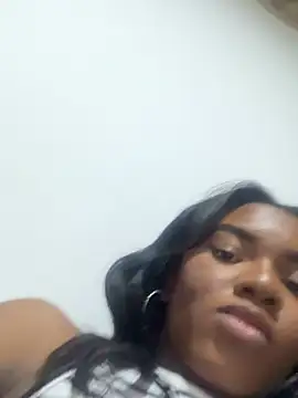 SophiaSmiiths  online show from March 11, 6:30 am