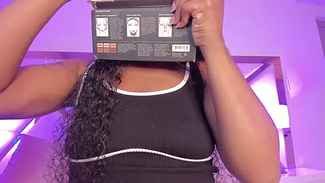 SophiaSmiiths  online show from April 17, 9:17 pm