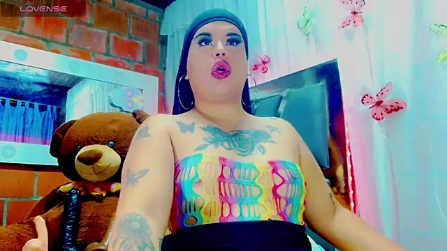 nauthyvalentina online show from February 22, 1:02 pm