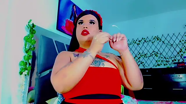 nauthyvalentina online show from December 11, 12:54 am
