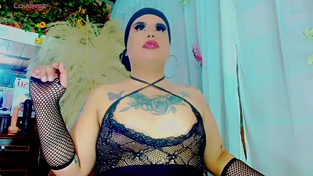 nauthyvalentina online show from March 28, 8:32 pm